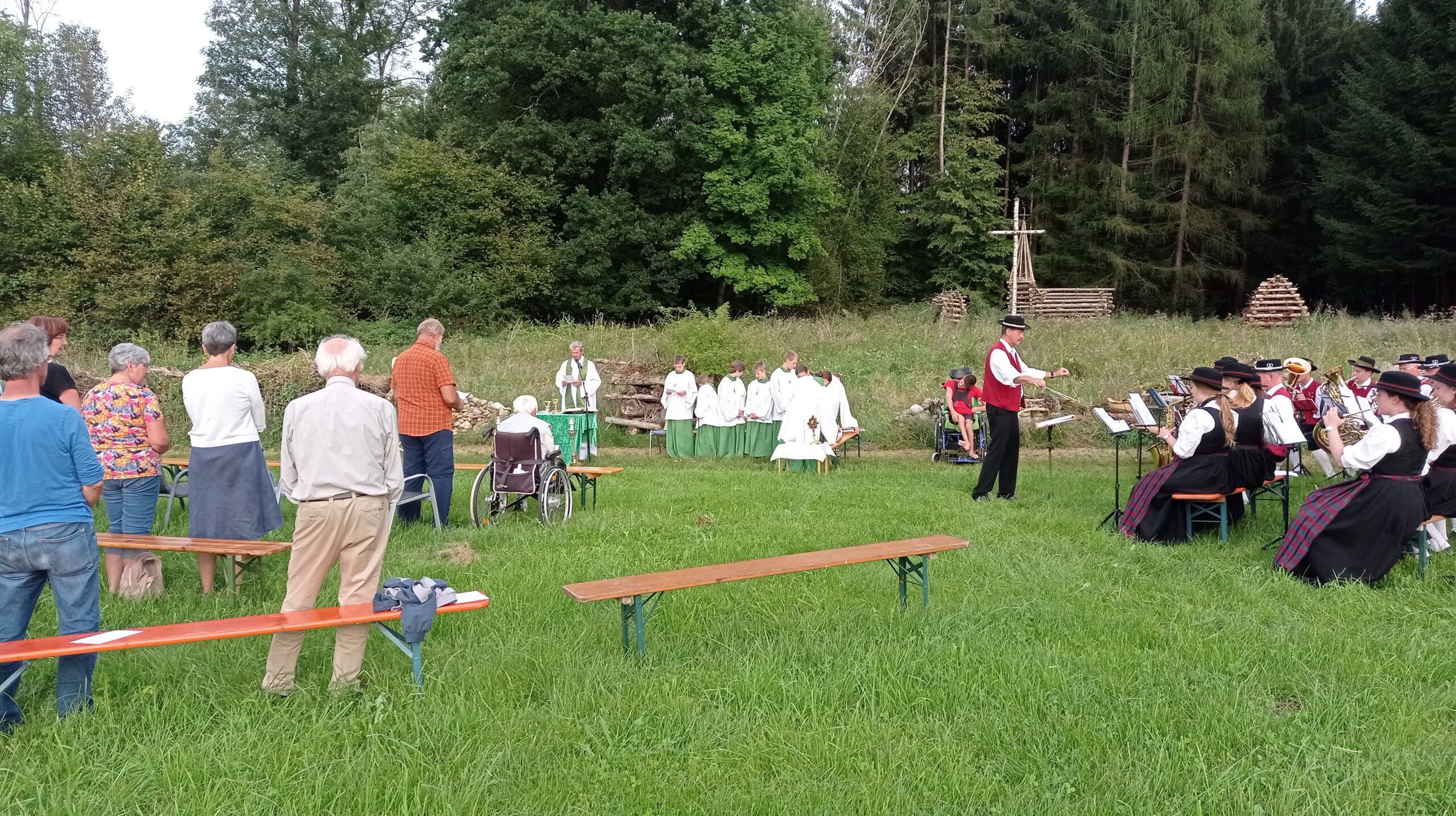 Open-Air Gottesdienst am Birkenkreuz in Sigmarszell (Foto: U. Thullner)